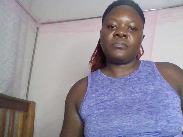 prettybree88 live cam on BongaCams