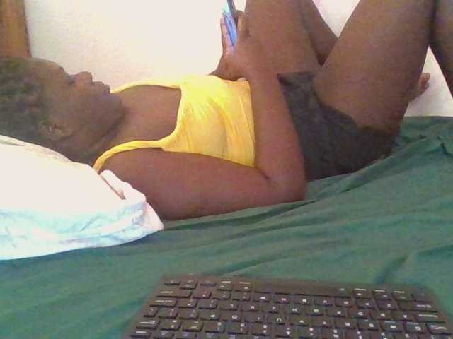 prettybree88 live cam preview