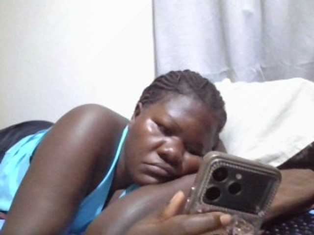 prettybree88 live cam on BongaCams