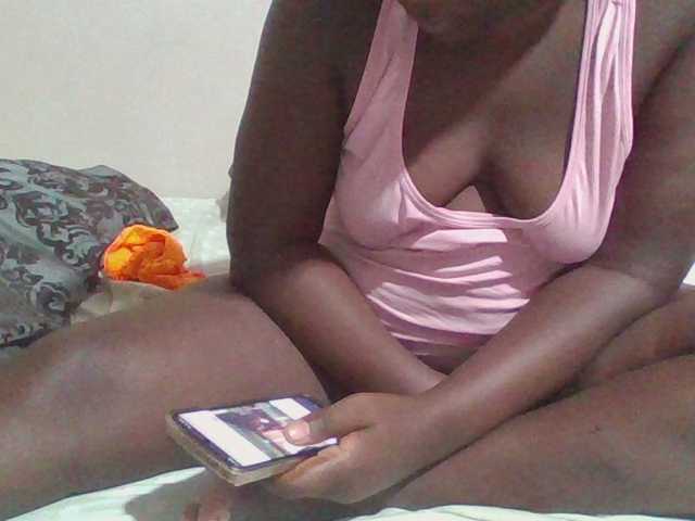 prettybree88 live cam on BongaCams