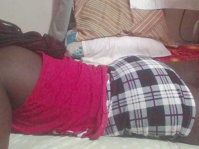 prettybree88 live cam on BongaCams
