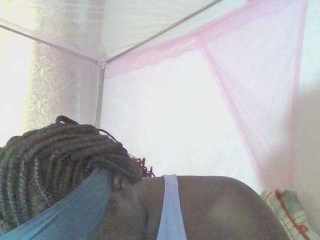prettybree88 live cam on BongaCams