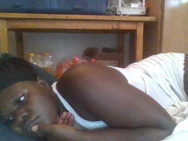 prettybree88 live cam on BongaCams