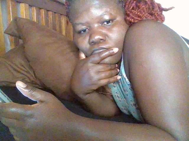 prettybree88 live cam on BongaCams