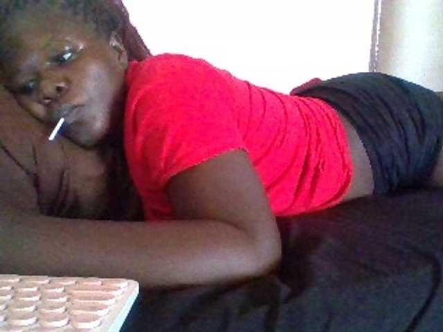 prettybree88 live cam on BongaCams