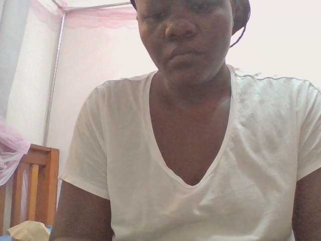 prettybree88 live cam on BongaCams