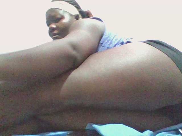 prettybree88 live cam on BongaCams
