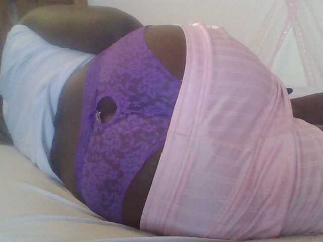 prettybree88, live now on BongaCams