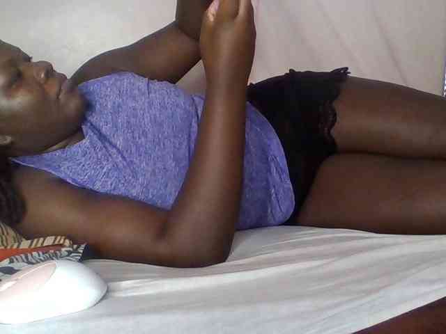 prettybree88 webcam