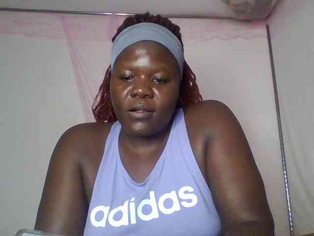 Prettybree88's cam show statistics and live stream