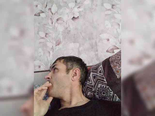 ivan140688 Sex Cam Show
