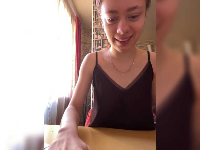 18YoungPussy18 live cam on BongaCams