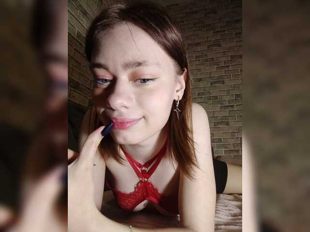 18YoungPussy18 live cam