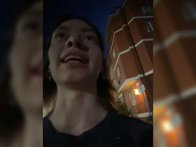 18YoungPussy18 live cam on BongaCams