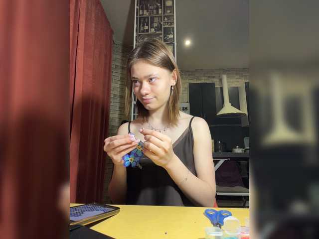 18YoungPussy18 live cam on BongaCams