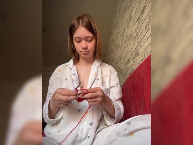 18YoungPussy18 live cam on BongaCams