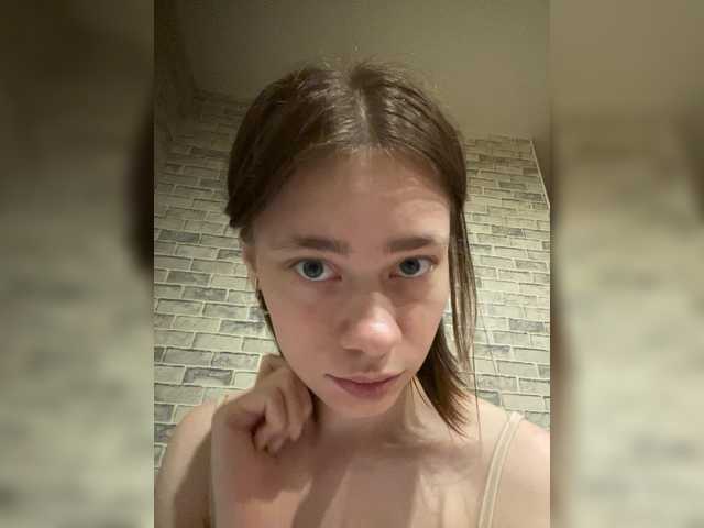 18YoungPussy18 live webcam show