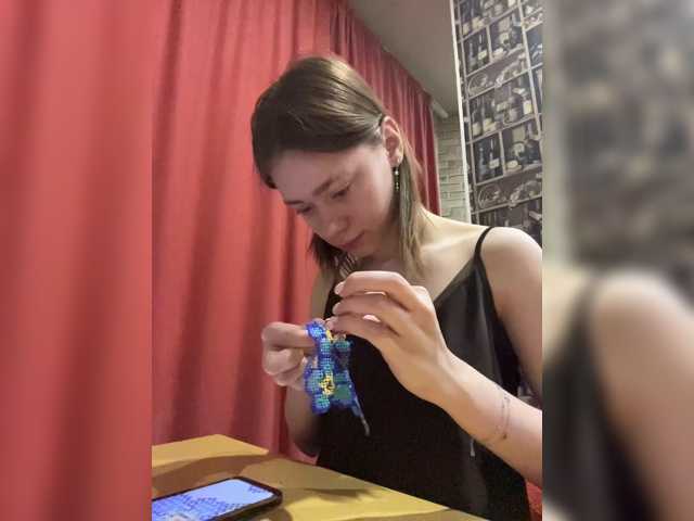 18YoungPussy18 live cam preview