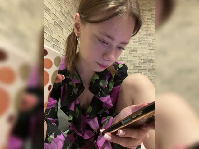 18YoungPussy18 live cam on BongaCams