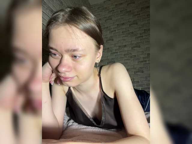 18YoungPussy18 live cam on BongaCams