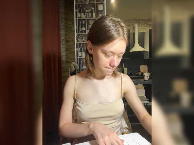 18YoungPussy18 live cam on BongaCams