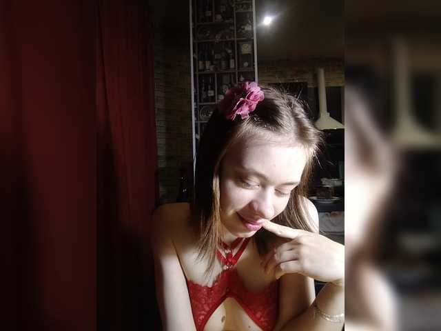 18YoungPussy18 live cam on BongaCams