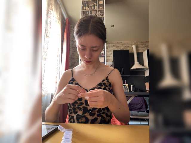 18YoungPussy18 live cam on BongaCams
