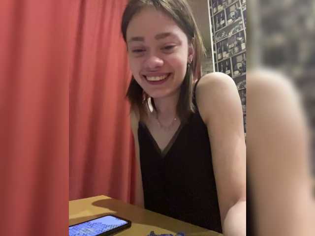 18YoungPussy18 live cam on BongaCams