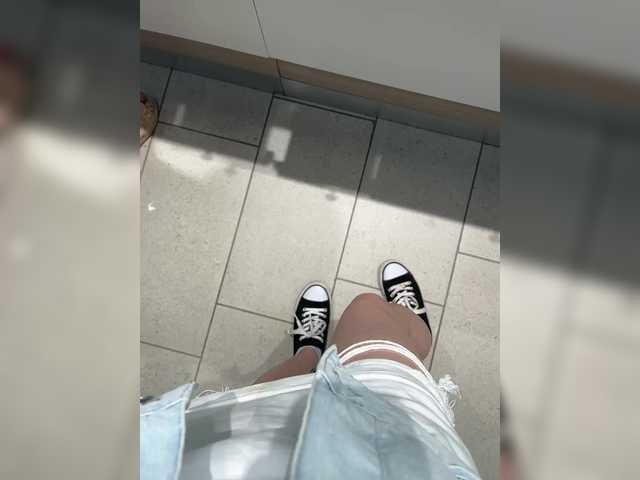 18YoungPussy18 live cam on BongaCams