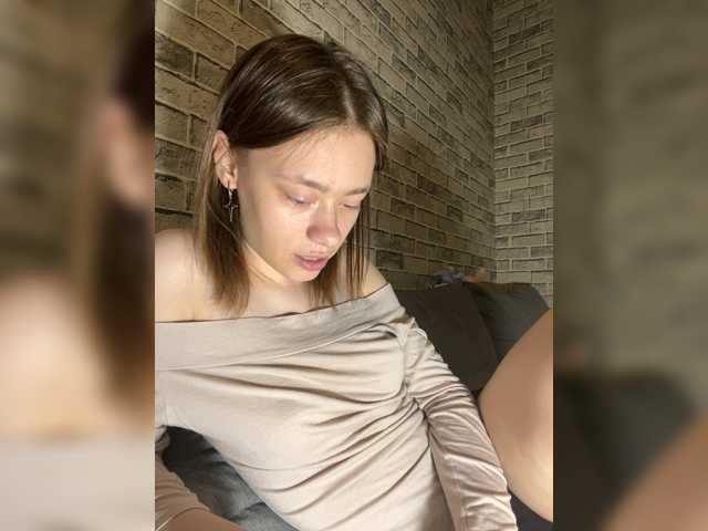 18YoungPussy18 live cam on BongaCams