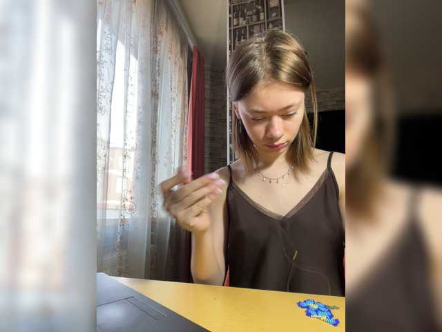 18YoungPussy18 live cam on BongaCams