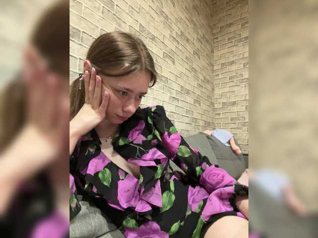 18YoungPussy18 live cam on BongaCams