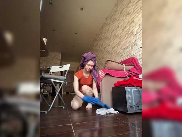 18YoungPussy18 live cam on BongaCams