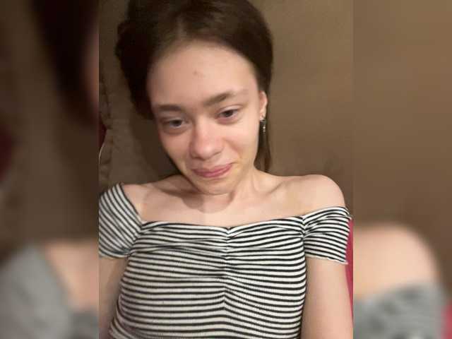 18YoungPussy18 live cam on BongaCams