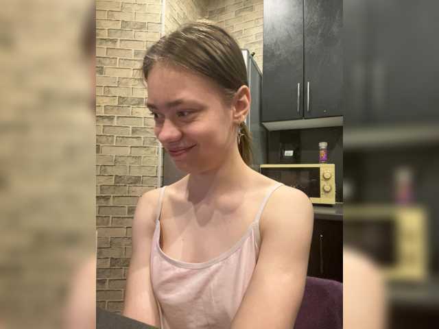 18YoungPussy18 live cam