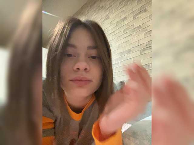 18YoungPussy18 live cam on BongaCams