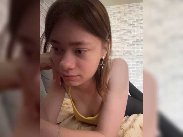 18YoungPussy18 live cam on BongaCams