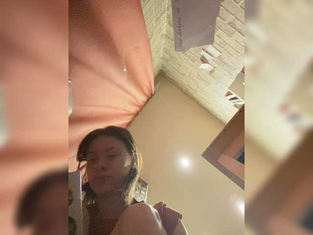 18YoungPussy18 live cam on BongaCams