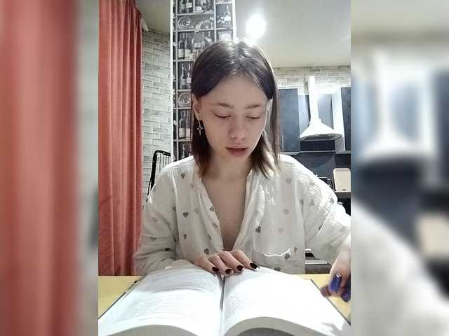 18YoungPussy18 live cam on BongaCams
