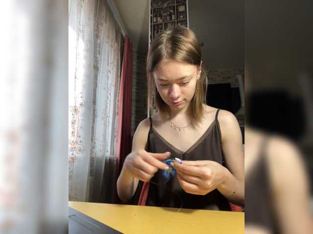 18YoungPussy18 live cam on BongaCams