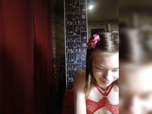 18YoungPussy18 live cam