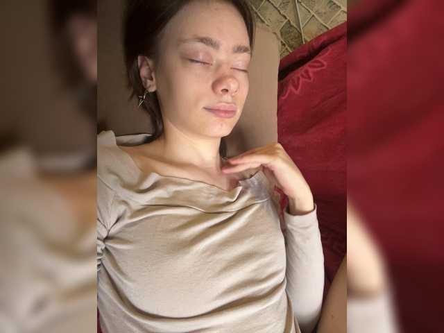 18YoungPussy18 live cam on BongaCams