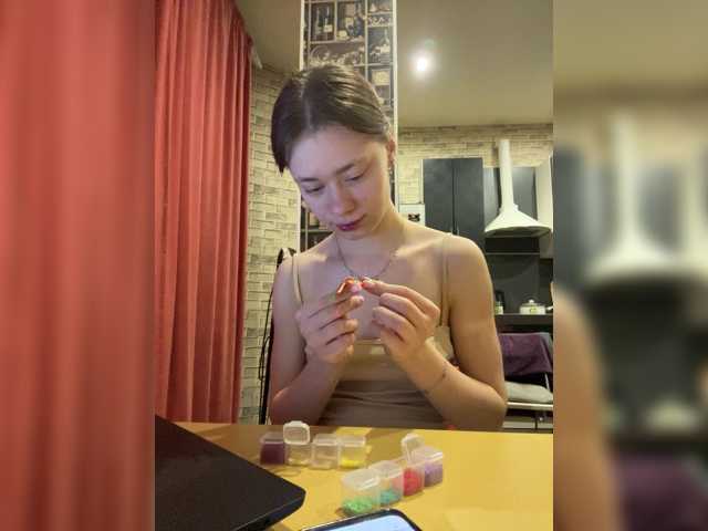 18YoungPussy18 live cam on BongaCams