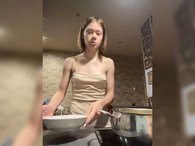 18YoungPussy18 live webcam show