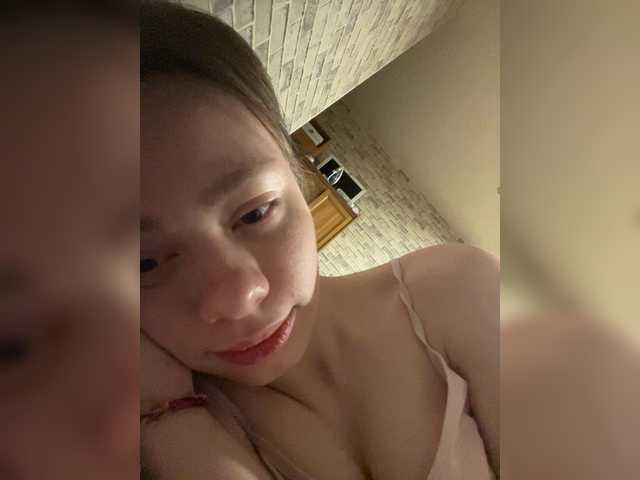 18YoungPussy18 live cam on BongaCams