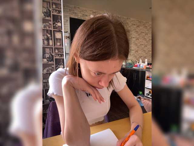 18YoungPussy18 live cam on BongaCams