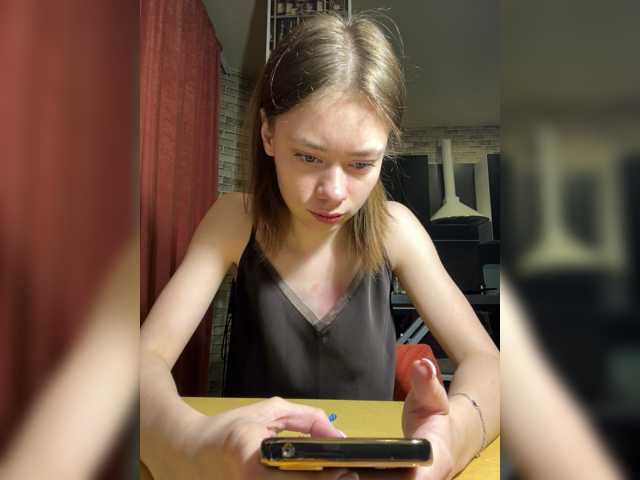18YoungPussy18 live cam on BongaCams