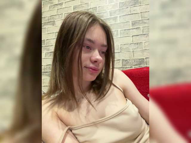 18YoungPussy18 live cam on BongaCams