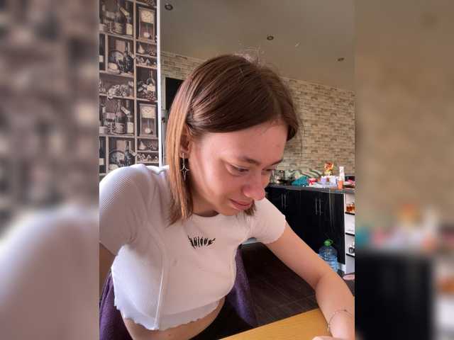 18YoungPussy18 live cam on BongaCams