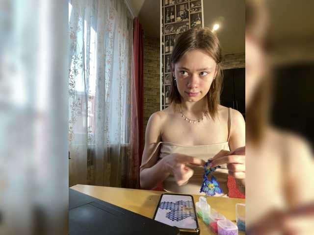 18YoungPussy18 live cam on BongaCams